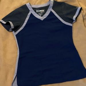 Greys anatomy scrub top active size small